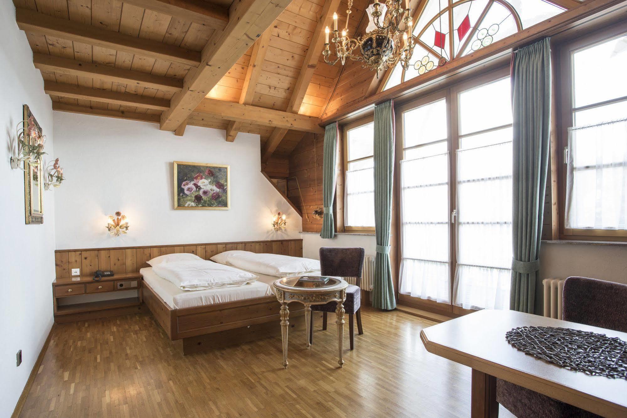 Meiser Rosenstuben Hotel フィヒテナウ エクステリア 写真