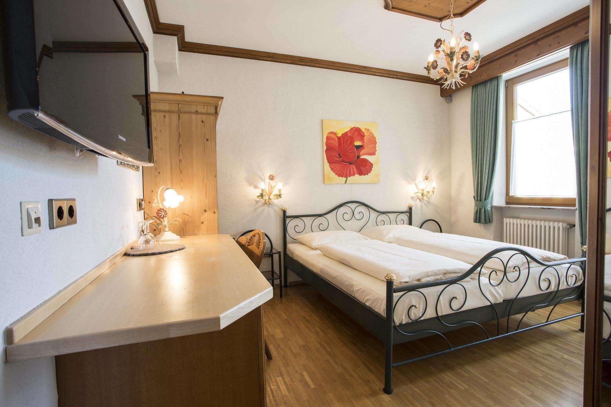 Meiser Rosenstuben Hotel フィヒテナウ エクステリア 写真